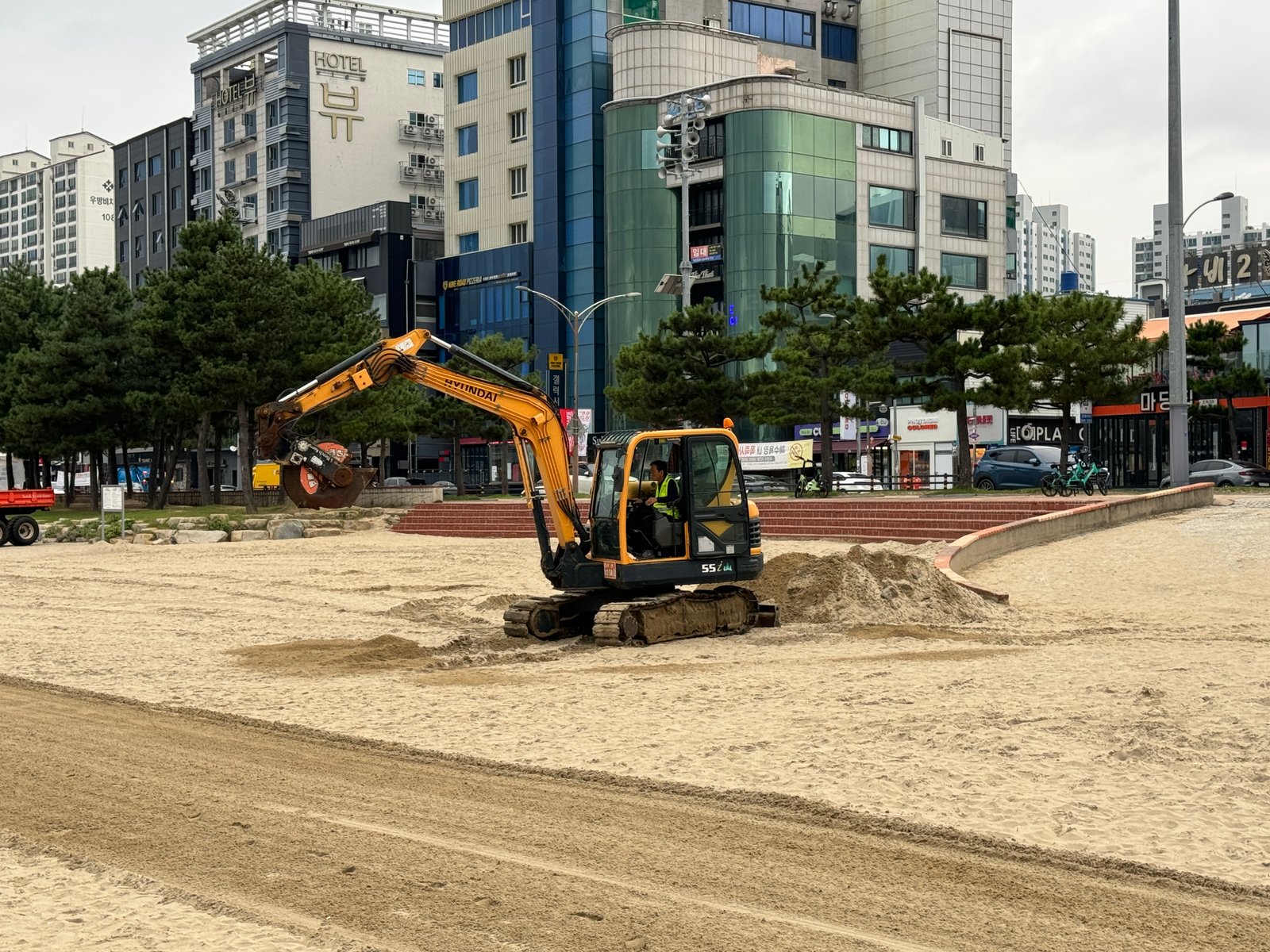 굴삭기 (4).jpg